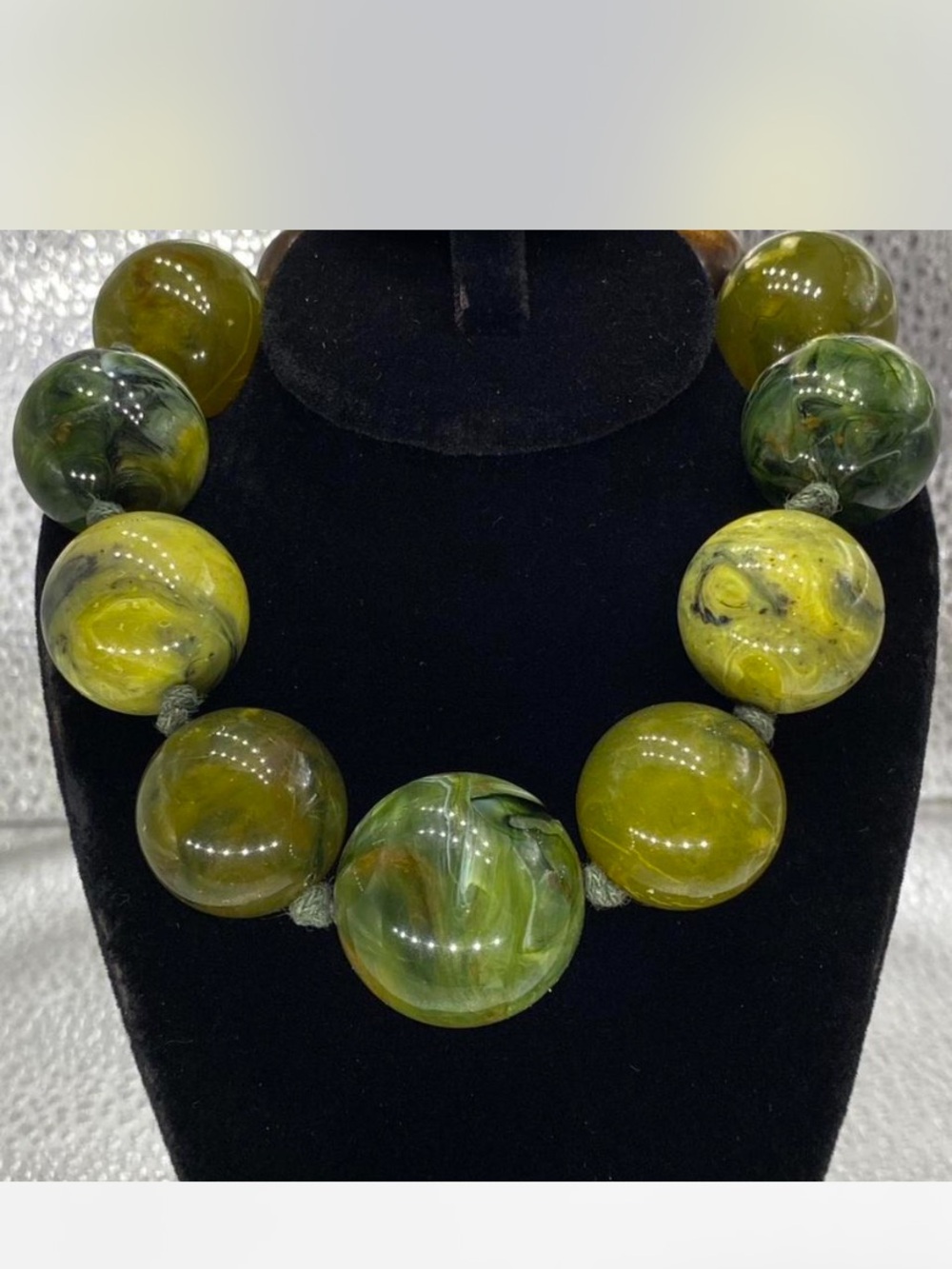 ***Chunkeeey ^^^  Olive / Amber   Beaded Statement Necklace  ***